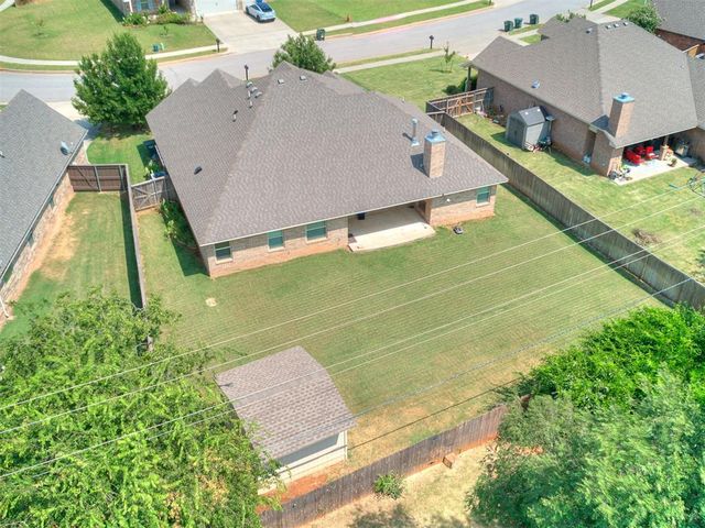 2009 Hidden Prairie Court, Edmond, OK 73013