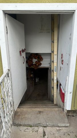 2341 Mccomb Ave, Stockton, CA 95205