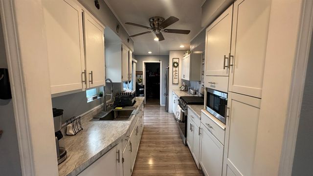 2341 Mccomb Ave, Stockton, CA 95205