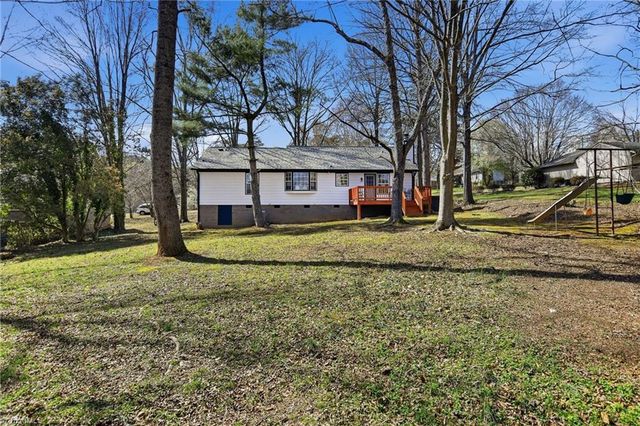 6445 Armindale Avenue, Rural Hall, NC 27045