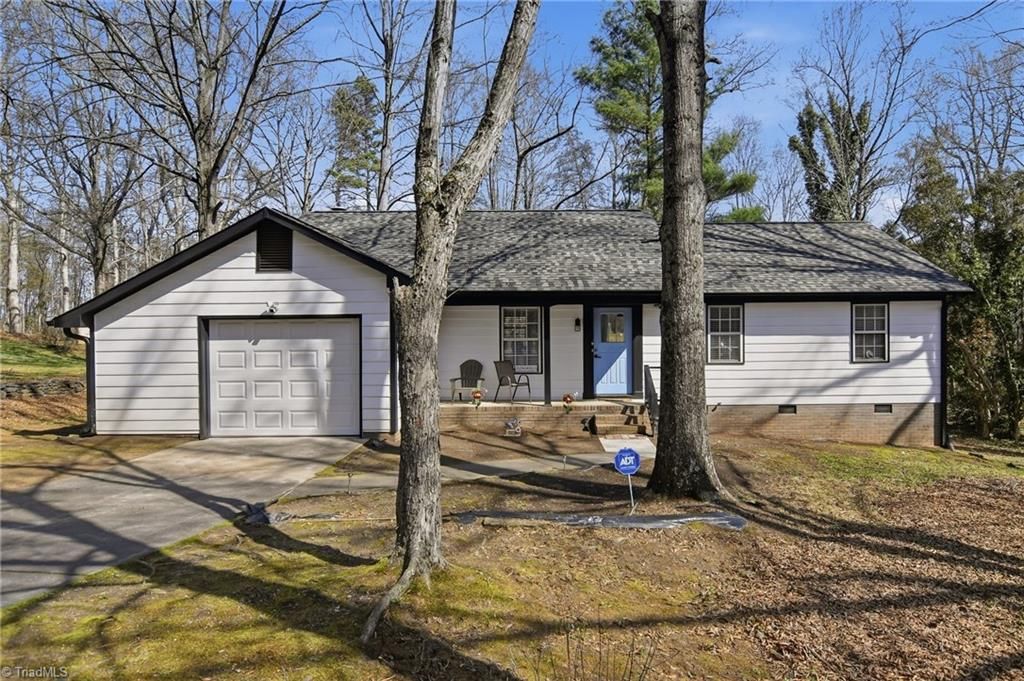 6445 Armindale Avenue, Rural Hall, NC 27045