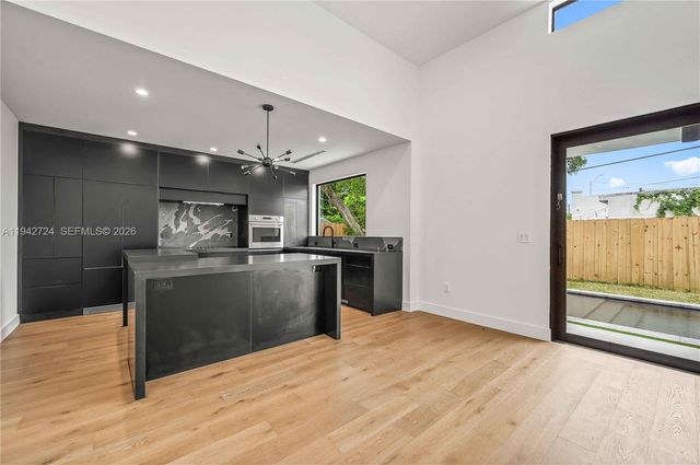 326 NW 40th Street, Miami, FL 33127