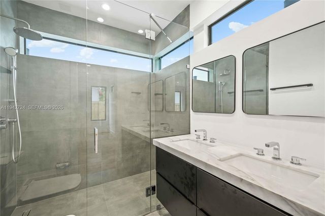 326 NW 40th Street, Miami, FL 33127
