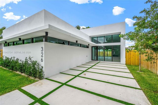 326 NW 40th Street, Miami, FL 33127