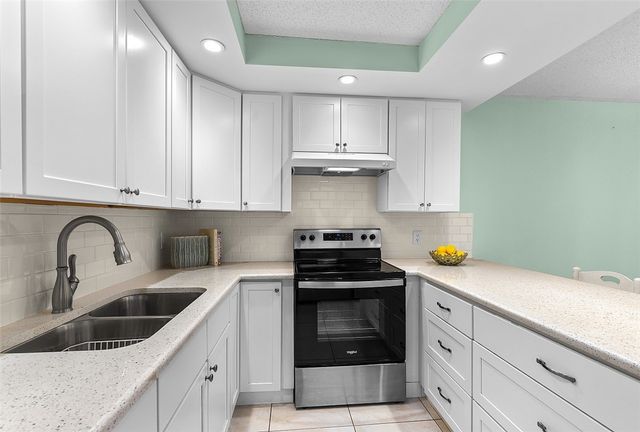 1166 6th Avenue 19A, Vero Beach, FL 32960