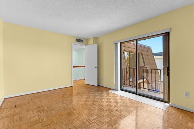 1166 6th Avenue 19A, Vero Beach, FL 32960