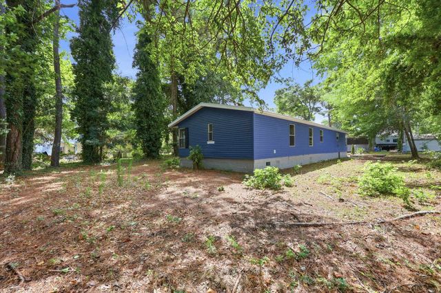 1922 N Twisted Oak Dr., Little River, SC 29566