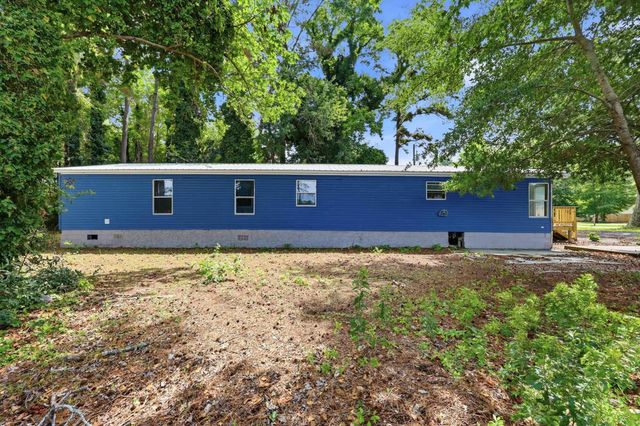 1922 N Twisted Oak Dr., Little River, SC 29566