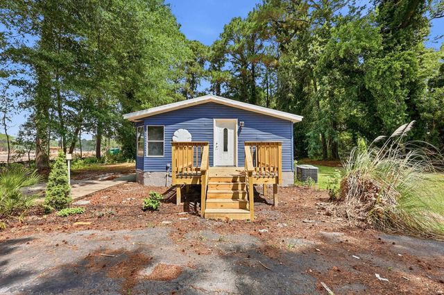 1922 N Twisted Oak Dr., Little River, SC 29566