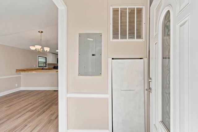 1922 N Twisted Oak Dr., Little River, SC 29566