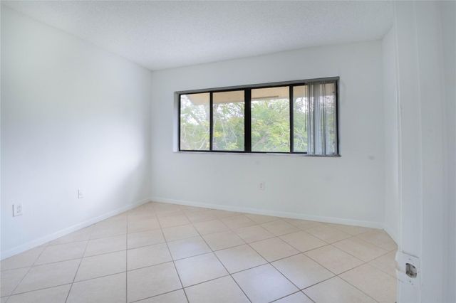 2550 SW 18th Ter 1705, Fort Lauderdale, FL 33315