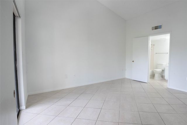 2550 SW 18th Ter 1705, Fort Lauderdale, FL 33315
