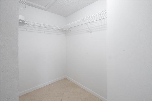 2550 SW 18th Ter 1705, Fort Lauderdale, FL 33315