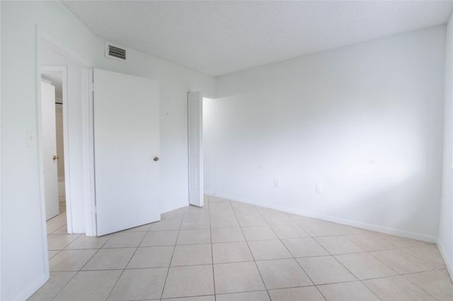 2550 SW 18th Ter 1705, Fort Lauderdale, FL 33315