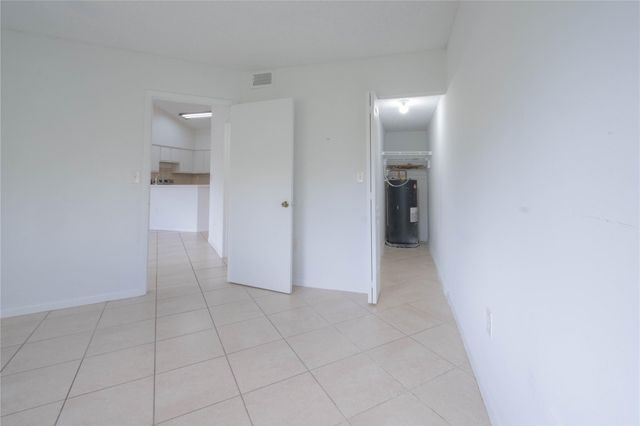 2550 SW 18th Ter 1705, Fort Lauderdale, FL 33315
