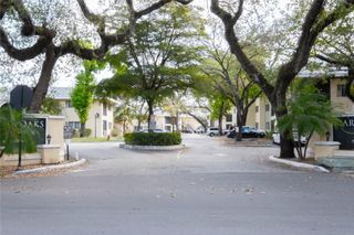 2550 SW 18th Ter 1705, Fort Lauderdale, FL 33315