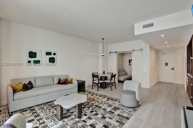 1611 SW 2nd Ave 402, Miami, FL 33129
