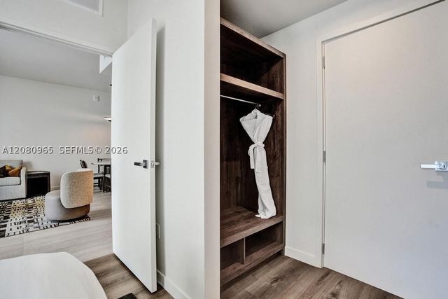 1611 SW 2nd Ave 402, Miami, FL 33129