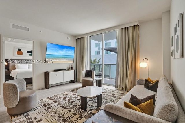 1611 SW 2nd Ave 402, Miami, FL 33129