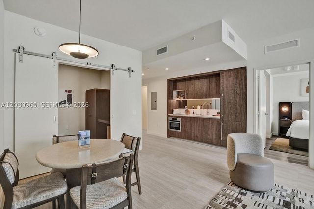 1611 SW 2nd Ave 402, Miami, FL 33129