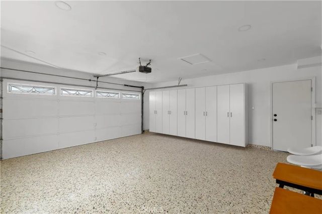 10332 San Angelo, Westminster, CA 92683