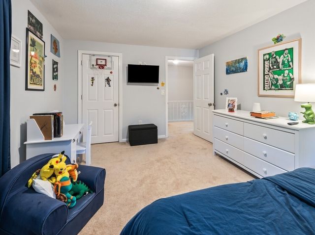 6 Berkley Rd, Milford, MA 01757