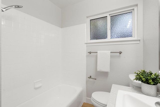 117 Hollycrest Drive, Los Gatos, CA 95032