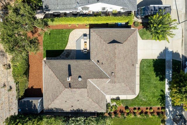 117 Hollycrest Drive, Los Gatos, CA 95032