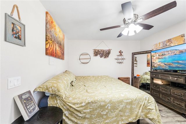 2775 Pine Creek, Fullerton, CA 92835