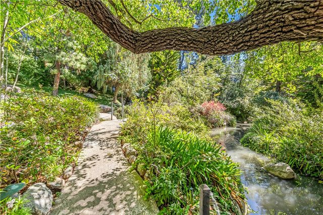 2775 Pine Creek, Fullerton, CA 92835