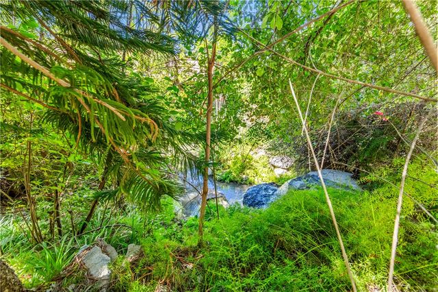 2775 Pine Creek, Fullerton, CA 92835