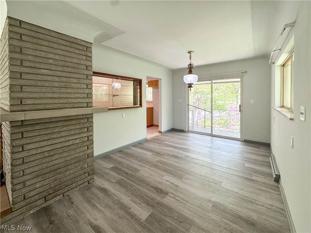 1050 Park Circle, Girard, OH 44420