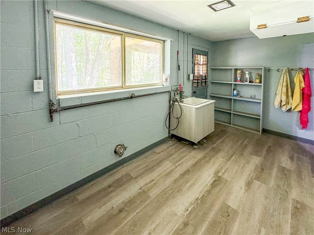 1050 Park Circle, Girard, OH 44420