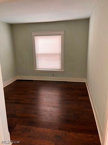 742 Lakeside Avenue, Lorain, OH 44052