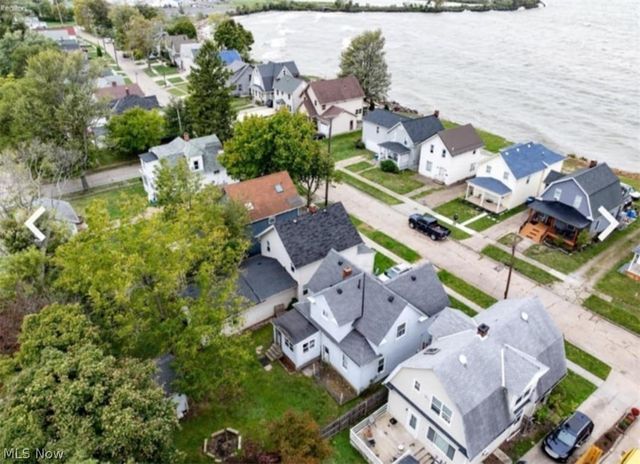 742 Lakeside Avenue, Lorain, OH 44052