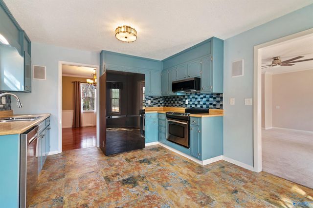 1008 Vicksburg Lane SE, Huntsville, AL 35803