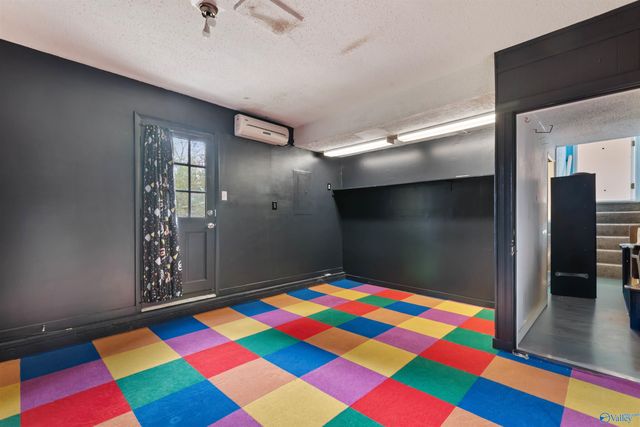 1008 Vicksburg Lane SE, Huntsville, AL 35803