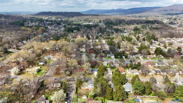 1008 Vicksburg Lane SE, Huntsville, AL 35803