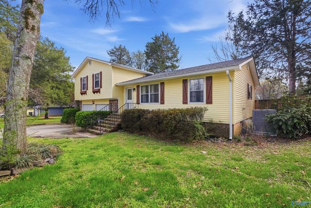 1008 Vicksburg Lane SE, Huntsville, AL 35803