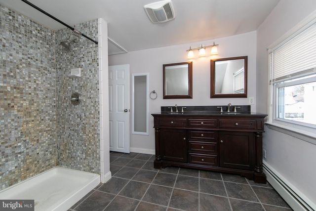 553 MAPLE AVE, Audubon, NJ 08106