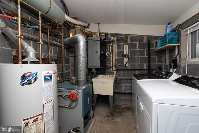 553 MAPLE AVE, Audubon, NJ 08106