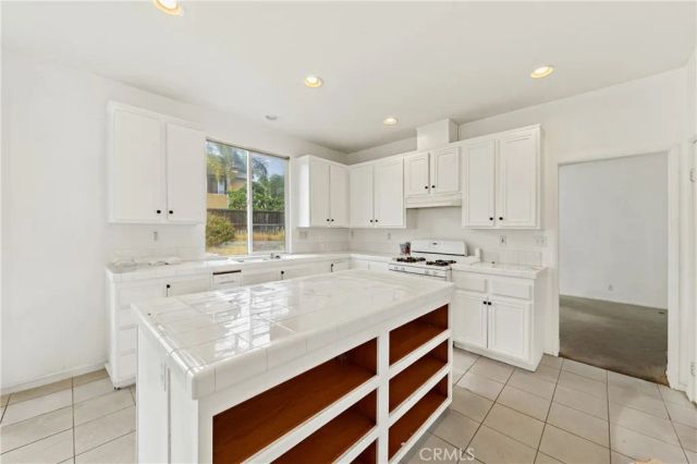 31824 Palm Vista Court, Menifee, CA 92584