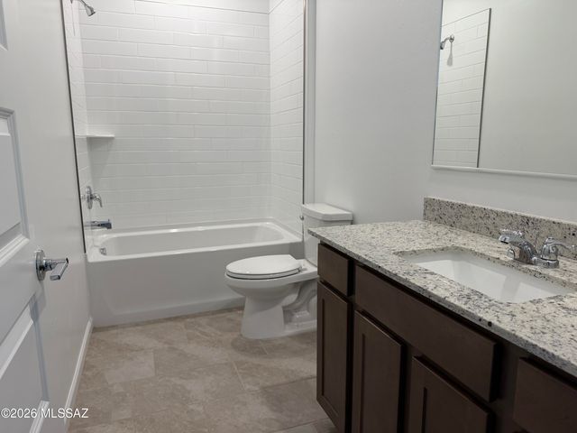 8231 S Charles Young Way, Vail, AZ 85641