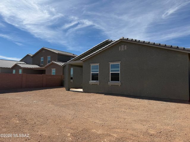 8231 S Charles Young Way, Vail, AZ 85641