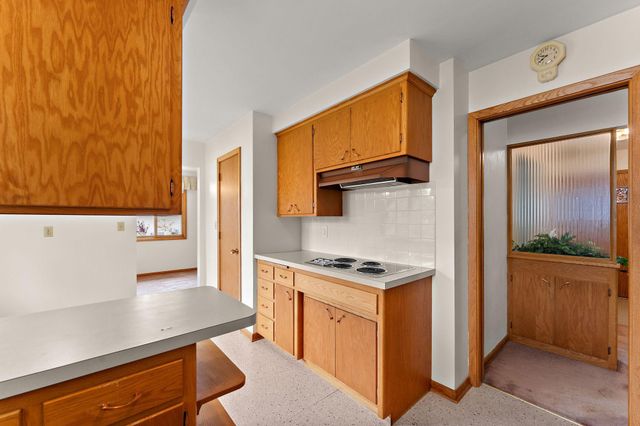 202 Ash Street W, South Saint Paul, MN 55075
