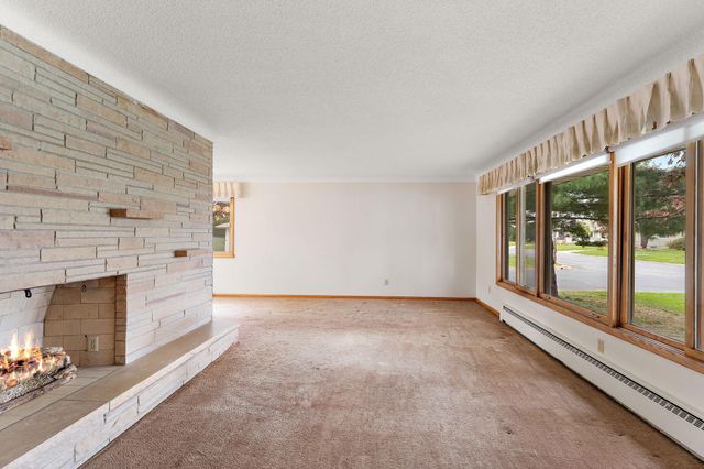 202 Ash Street W, South Saint Paul, MN 55075