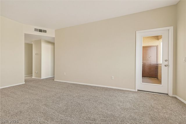 1050 East Cactus Avenue 2087, Las Vegas, NV 89183