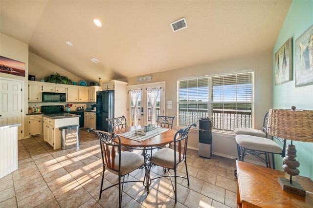 3190 Fm-2031, Matagorda, TX 77457