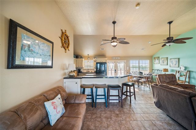 3190 Fm-2031, Matagorda, TX 77457