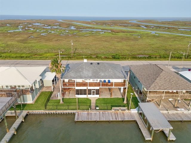 3190 Fm-2031, Matagorda, TX 77457